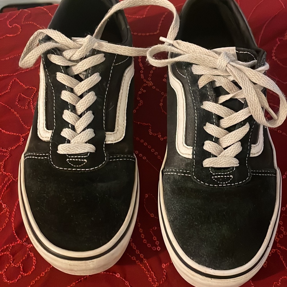Ol School Low Top Lace Up Vans Black/White Ward Wave Sneaker Kids Youth Sz 5
